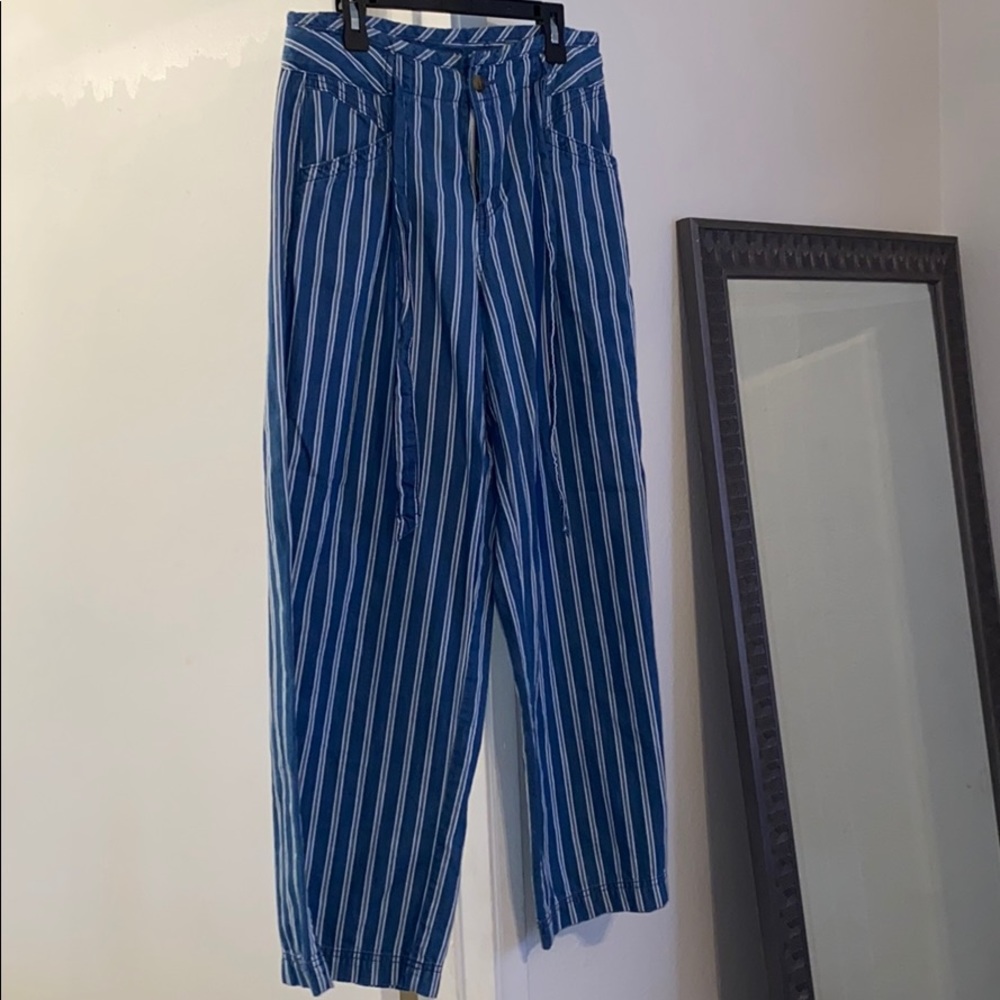 Wide leg striped American eagle pants